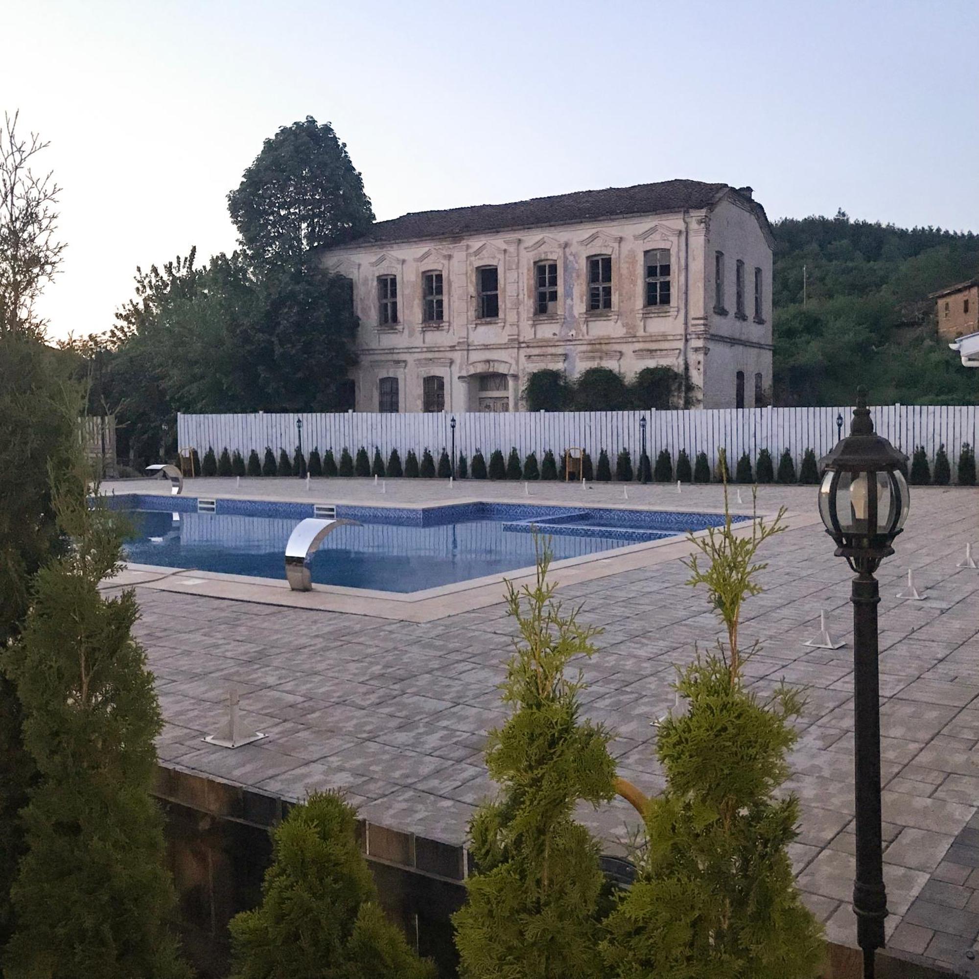 Guest House Bukor Shtepi Mandrica Exterior photo